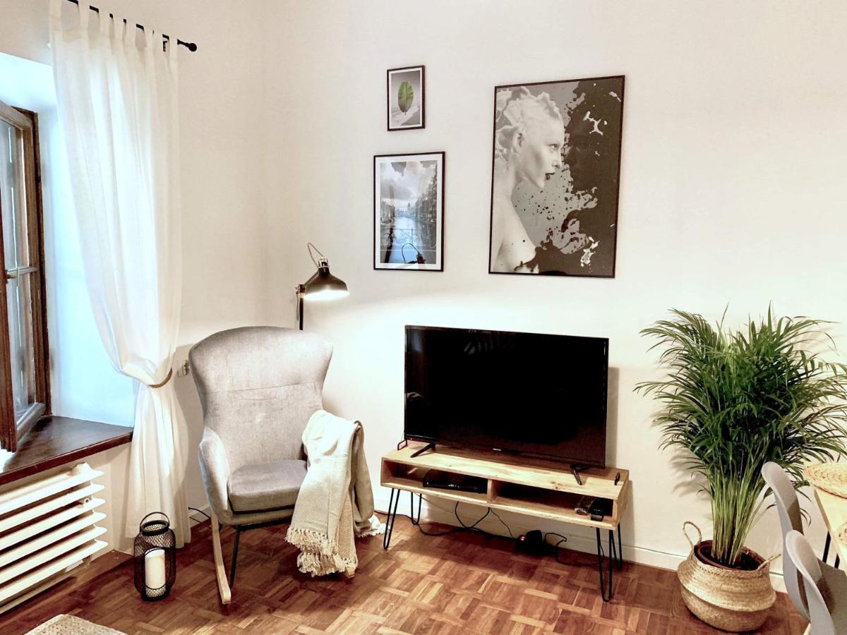 Old Town Apartment-City Centre Варшава Екстериор снимка